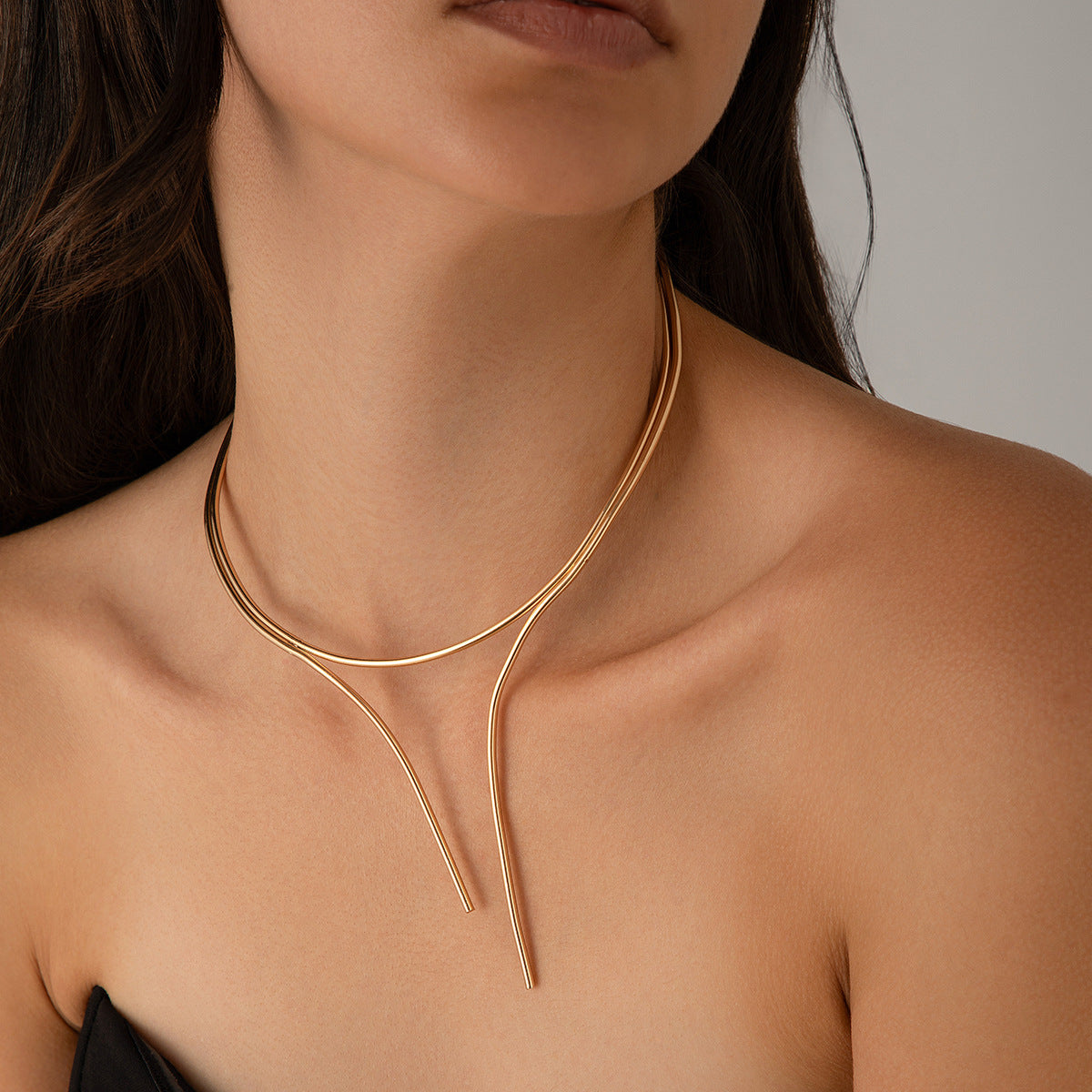 Smooth plain circle double-layer V-shaped choker women's punk style minimalist metal collar collarbone chain